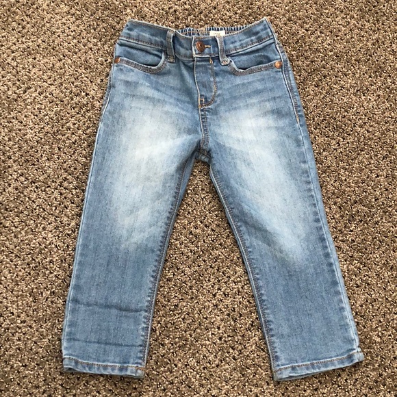 Brand New 2t OshKosh Skinny Jeans - Picture 2 of 3